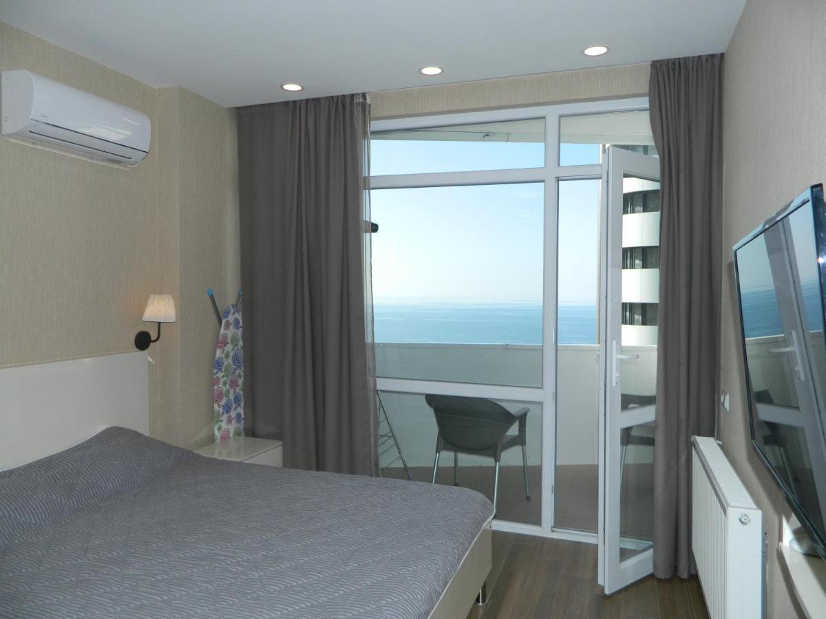 Апартамент С Видом На Море Batumi Exterior photo